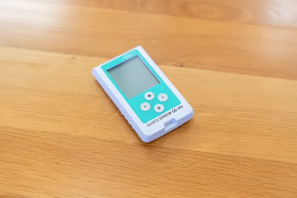 グルコセンサー（咀嚼機能測定器）